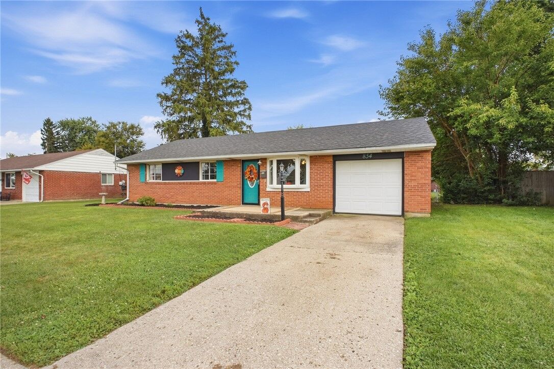 Property Photo:  854 Fitchland Drive  OH 45377 