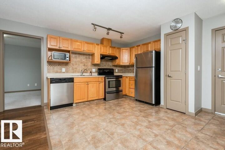 Property Photo:  401 5005 165 Avenue NW 401  AB T5Y 0L8 