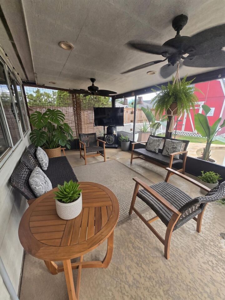 Property Photo: 19811 Falcon Hill Court TX 77433