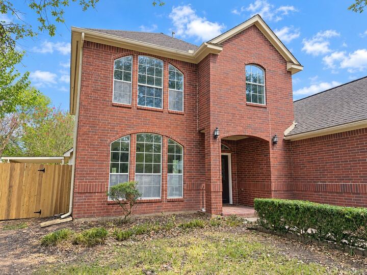 Property Photo:  206 Hartwood Court  TX 77479 