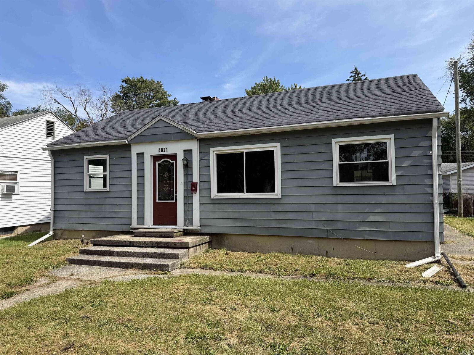 Property Photo: 4821 Weisser Park Avenue IN 46806