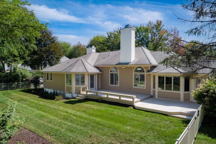 Property Photo:  1315 Foxwood  MI 48642 