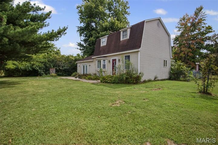 Property Photo:  25833 Joe Knight Road  IL 62022 