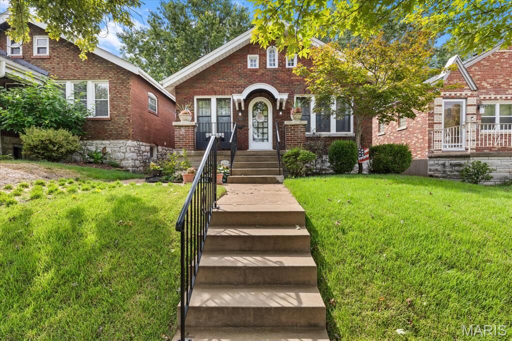 Property Photo:  5422 Finkman Street  MO 63109 