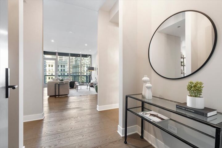 Property Photo:  403 N Wabash Street 15B  IL 60611 
