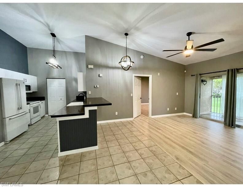 Property Photo: 27095 Matheson Ave 208 FL 34135