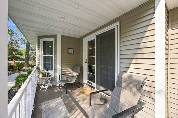 Property Photo: 14702 Oak Run Lane MN 55306