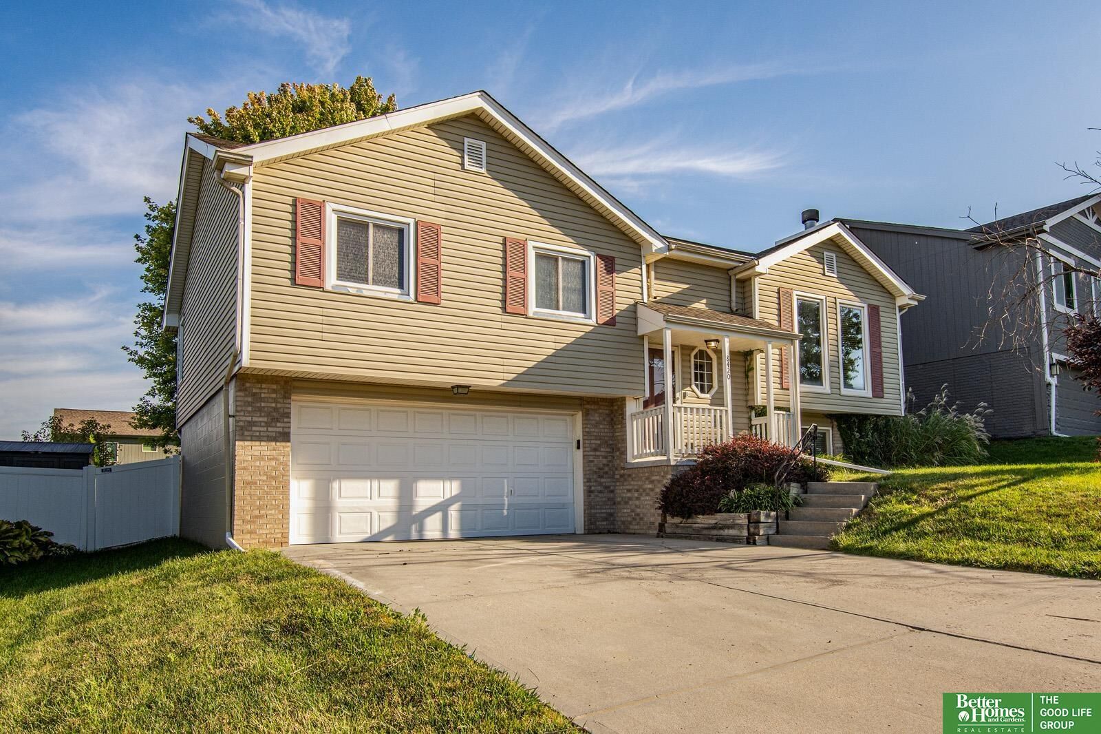 Property Photo:  8420 Potter Street  NE 68122 