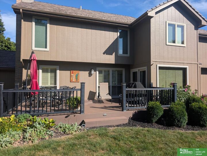 Property Photo:  1816 N 129 Circle  NE 68154 