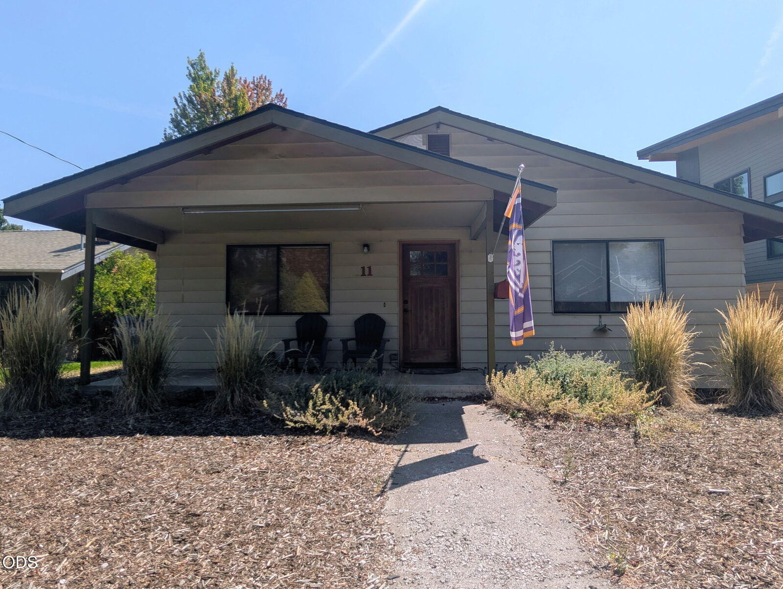 Property Photo:  1114 NW Columbia Street  OR 97703 