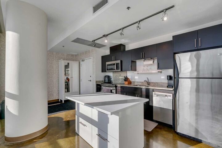 Property Photo:  135 13 Avenue SW 509  AB T2R 0W8 