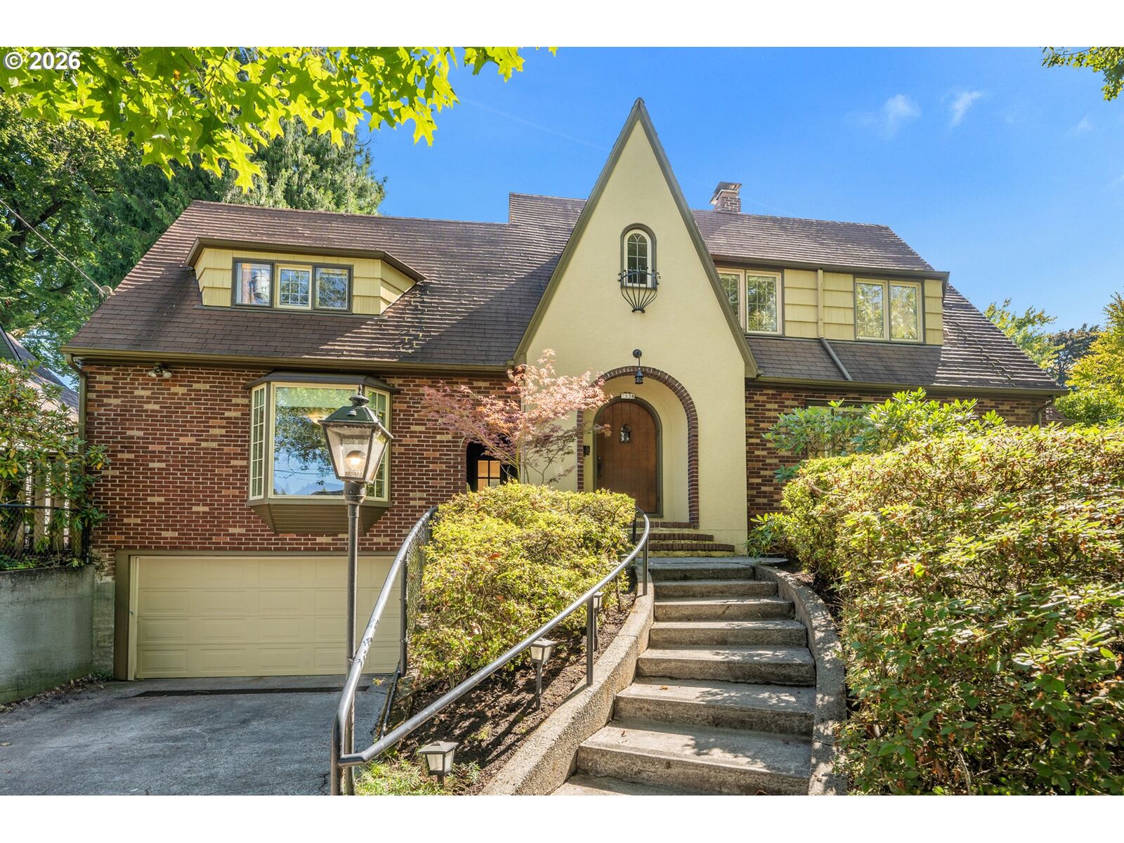 Property Photo: 7538 SE 28th Ave OR 97202