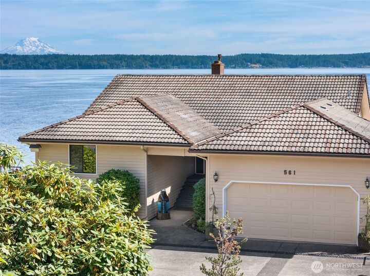 Property Photo: 561 E Rauschert Road WA 98546