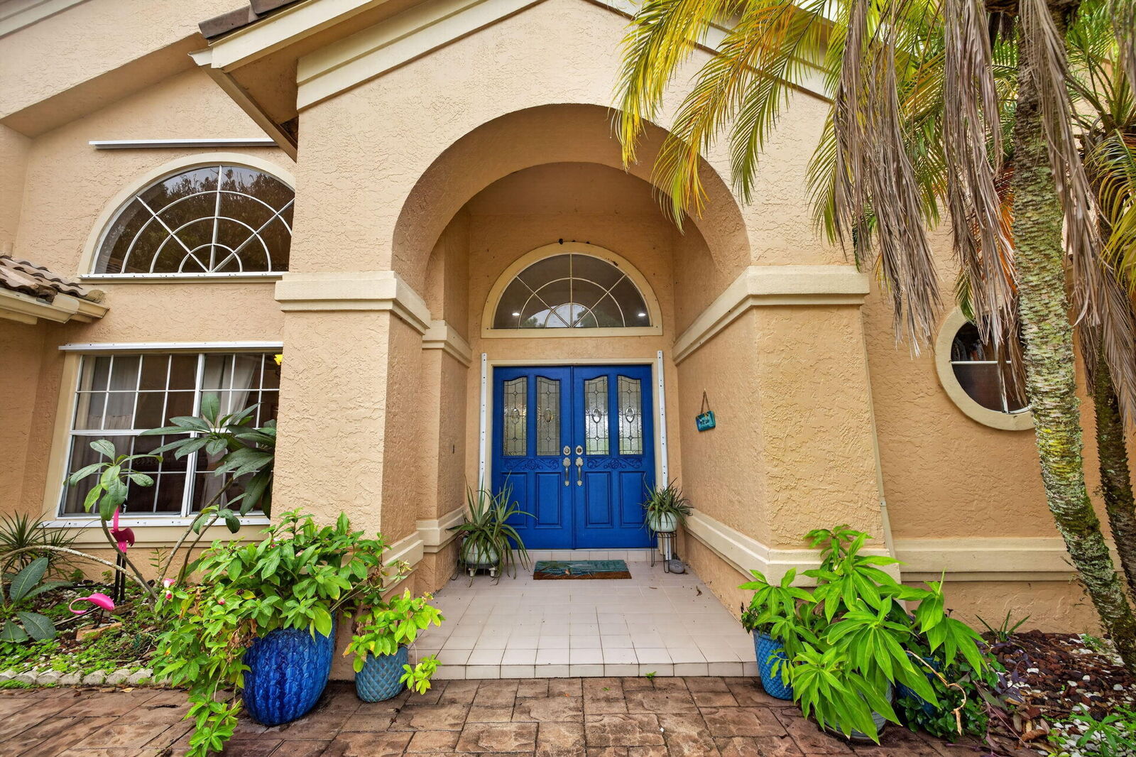 Property Photo: 1306 SW Cottonwood Cove FL 34986