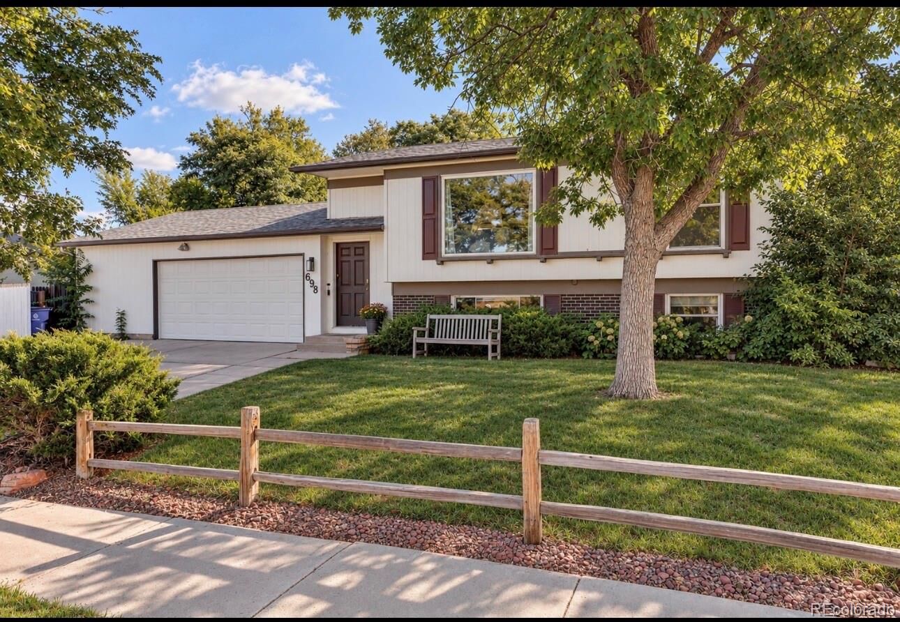 Property Photo: 698 S Moline Street CO 80012