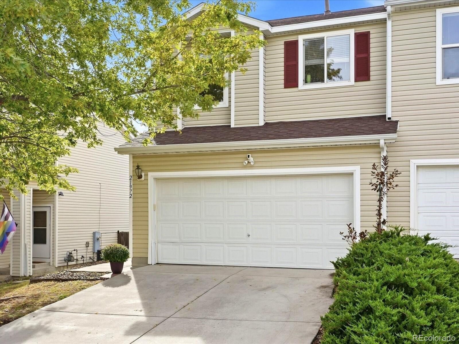 Property Photo:  21972 E Crestline Place  CO 80015 