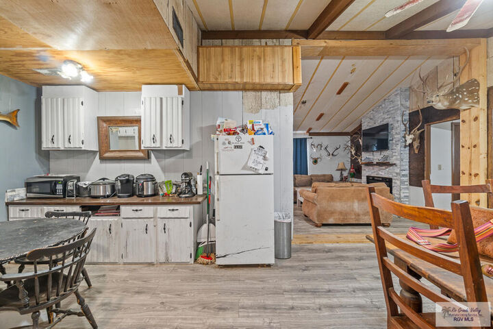 Property Photo:  1101 W Port Dr  TX 78589 