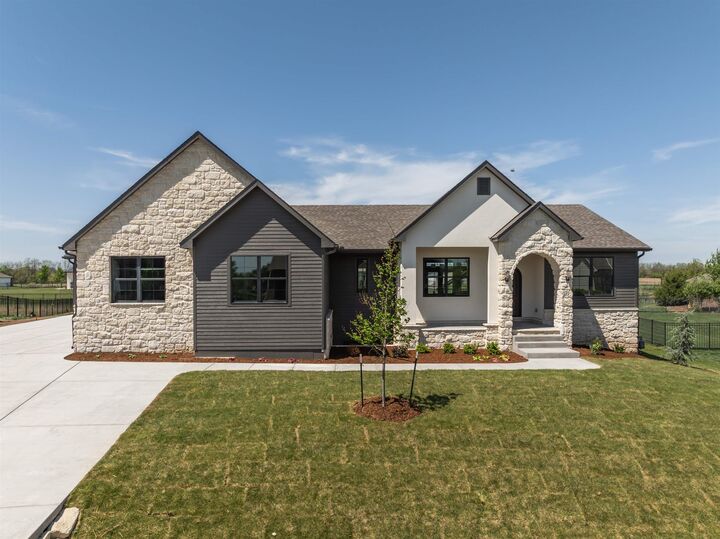 Property Photo: 2013 N Clearstone St KS 67052-8661