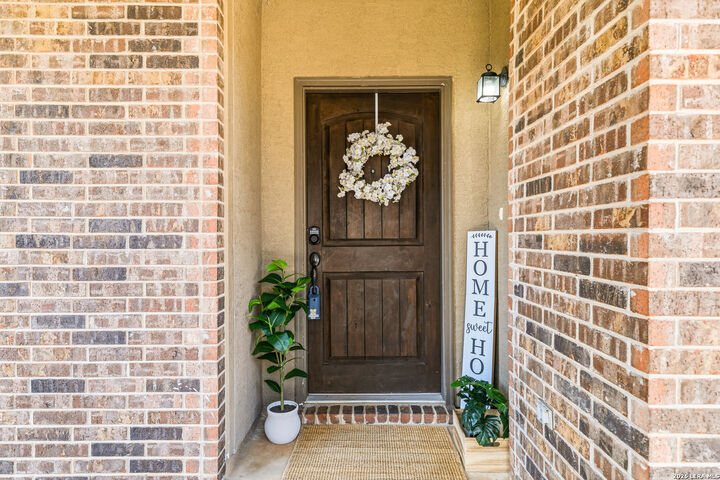Property Photo: 5473 Cypress Pt TX 78108
