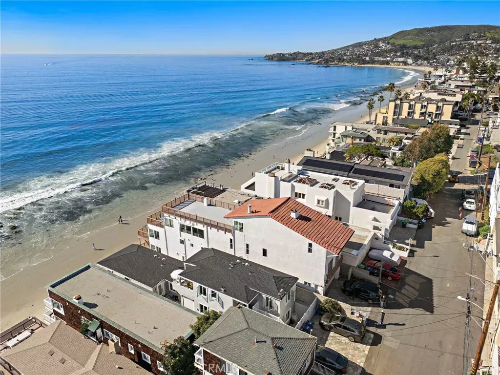 Property Photo:  1045 Gaviota Drive B  CA 92651 