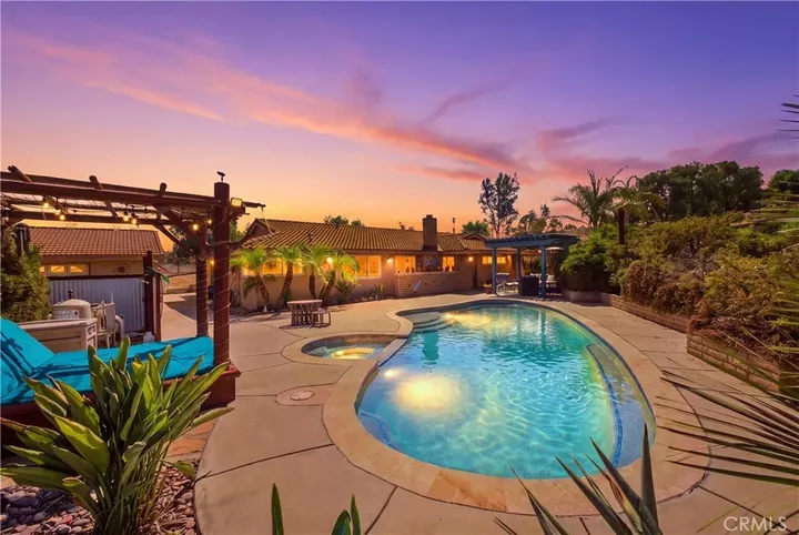 Property Photo: 16800 Sendero Del Charro CA 92504