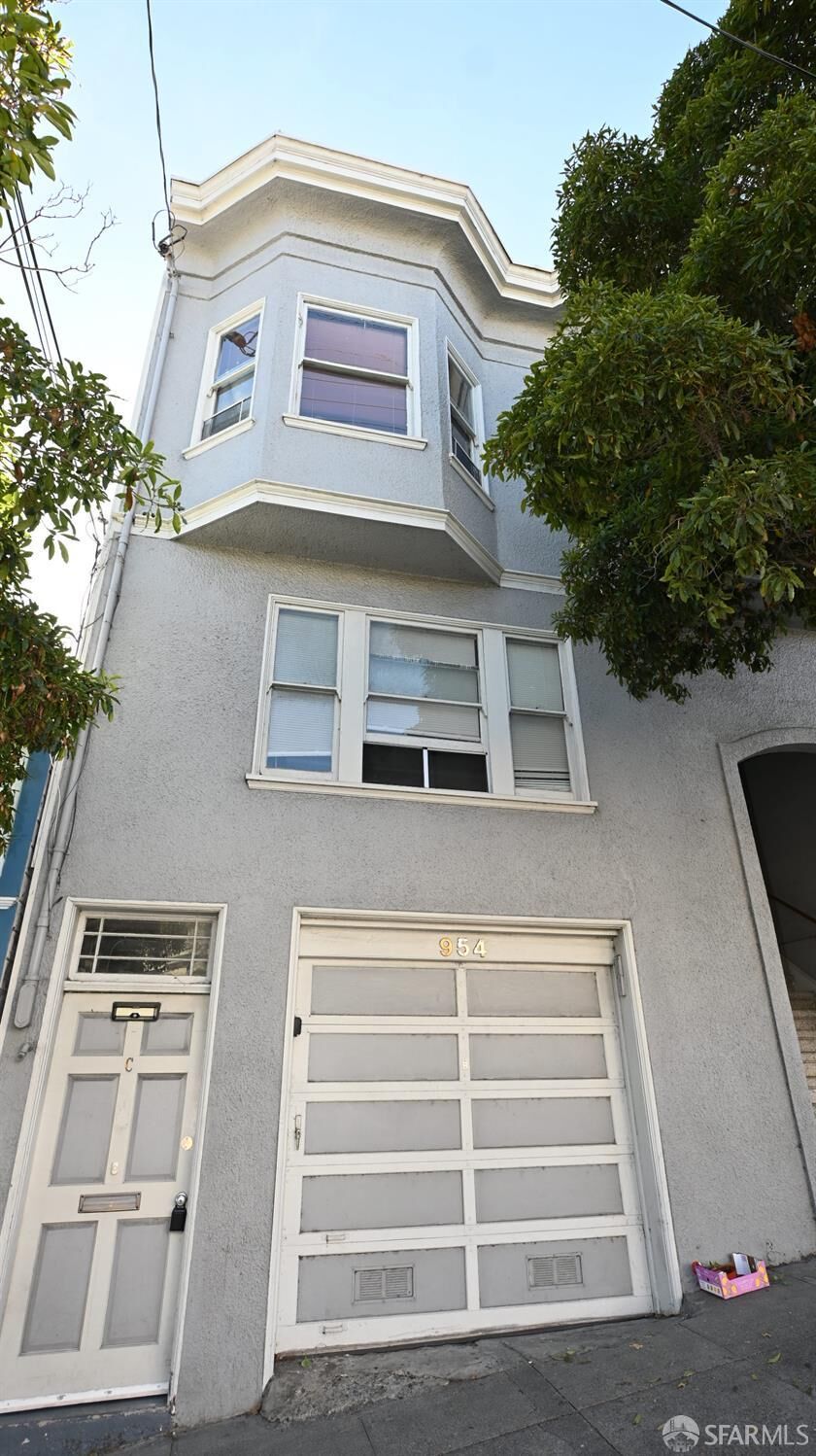 Property Photo: 954 De Haro Street CA 94107