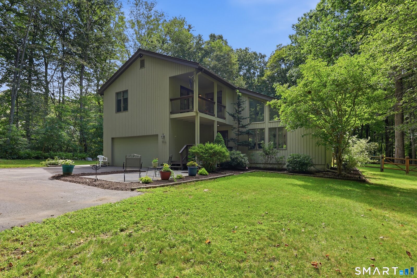 Property Photo:  106 Senate Brook Drive  CT 06231 