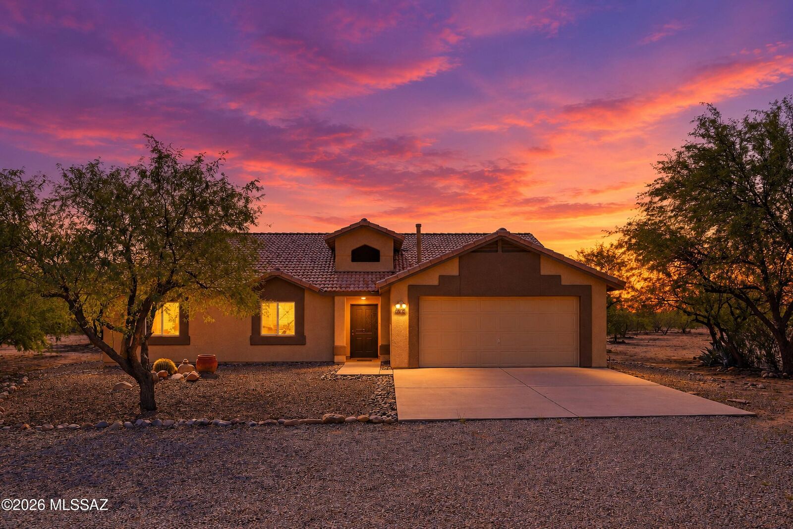 Property Photo:  4184 S Camino De La Canoa  AZ 85614 