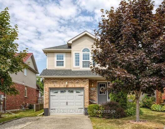 Property Photo: 296 Millburn Boulevard ON N1M 3S3