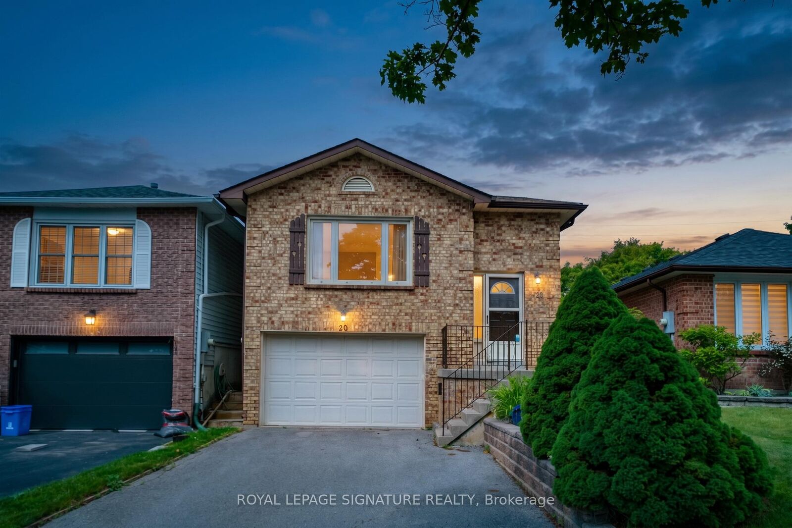 Property Photo:  20 McFeeters Crescent  ON L1C 4G5 