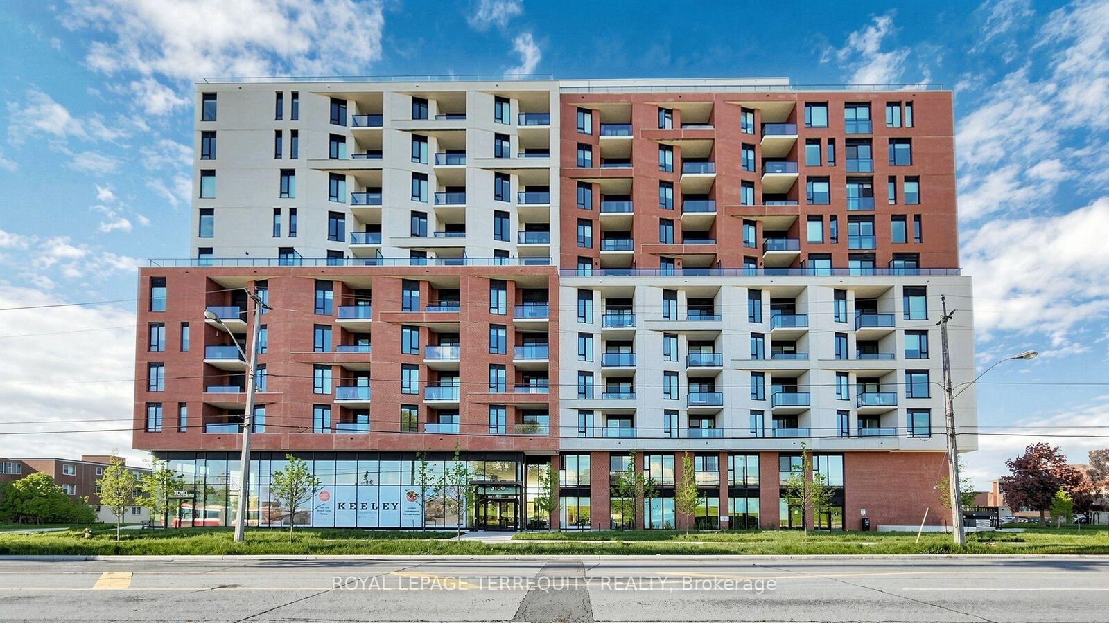 Property Photo:  3100 Keele Street 519  ON M3M 0E1 