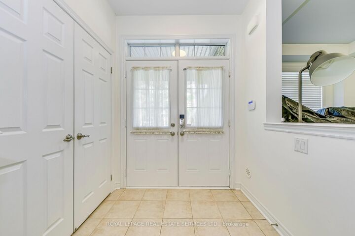 Property Photo:  3072 Eberly Woods Drive  ON L6M 0T5 