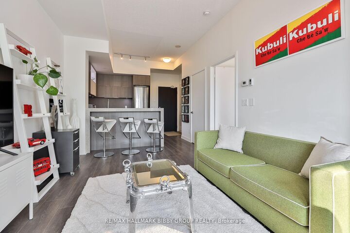 Property Photo: 170 Sumach Street 307 ON M5A 0C3