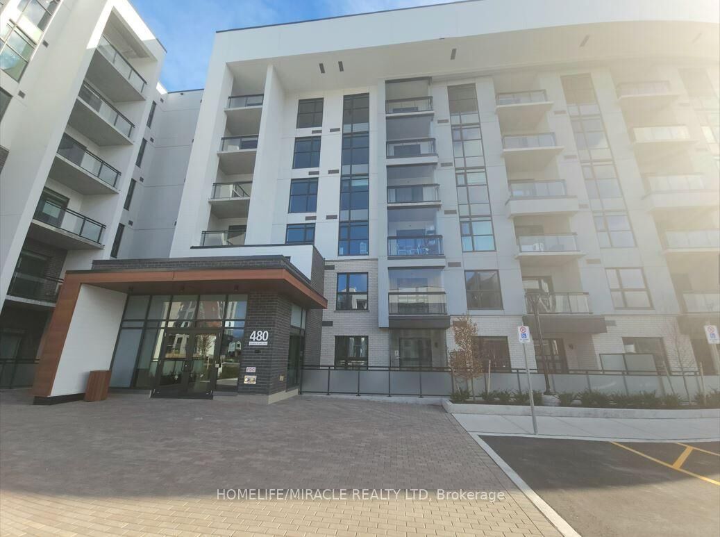 Property Photo:  