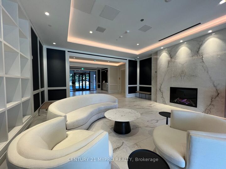 Property Photo:  4010 Eglinton Avenue W 2003  ON M9A 0G5 