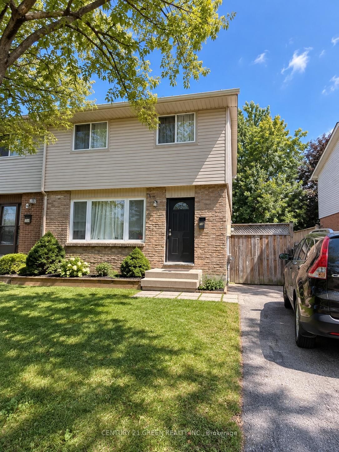 Property Photo:  32 Elvira Crescent Bsmt  ON N6E 2P4 