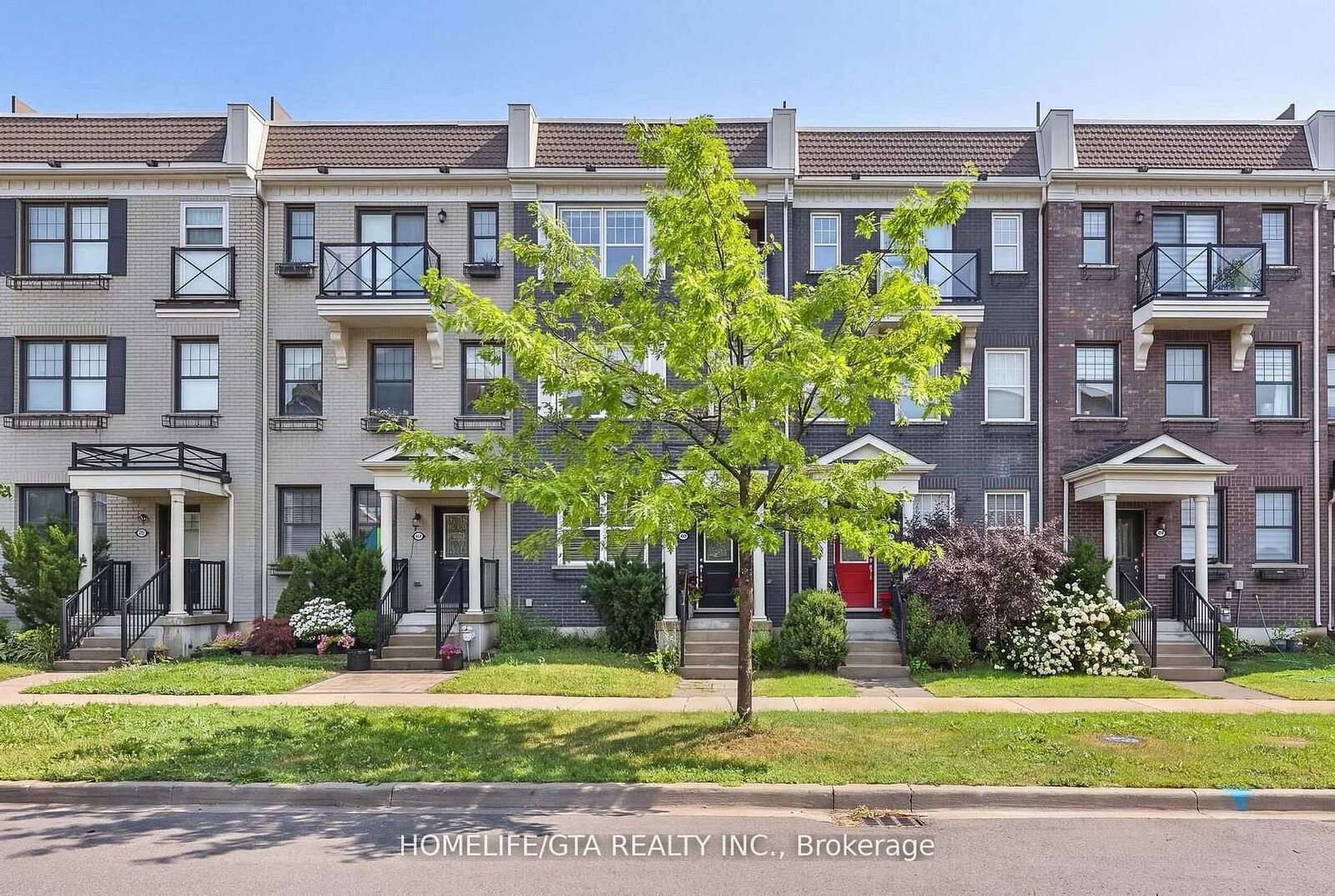 Property Photo:  52 Baker Hill Boulevard  ON L4A 8B7 
