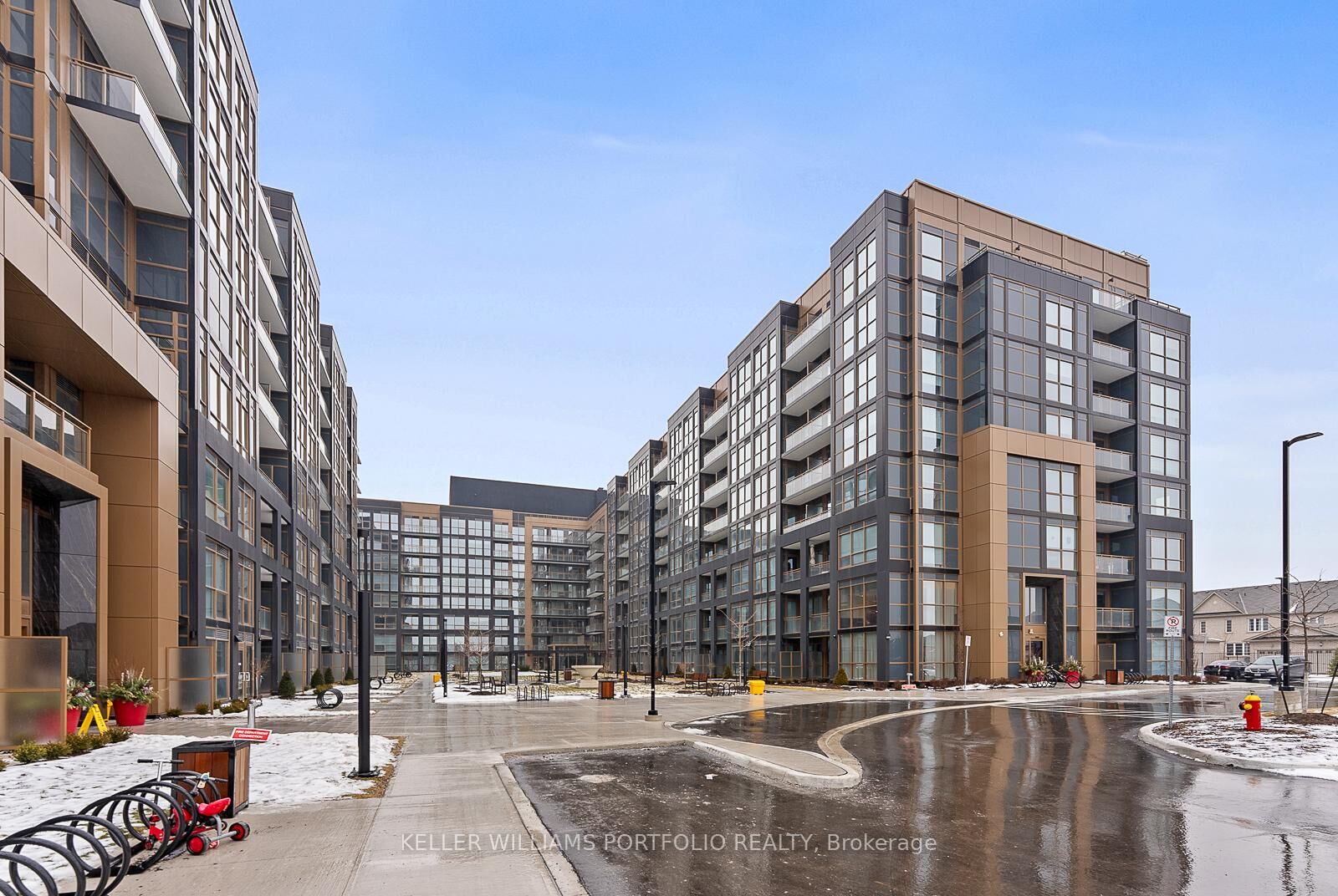 Property Photo:  2343 Khalsa Gate 228  ON L6M 5R6 
