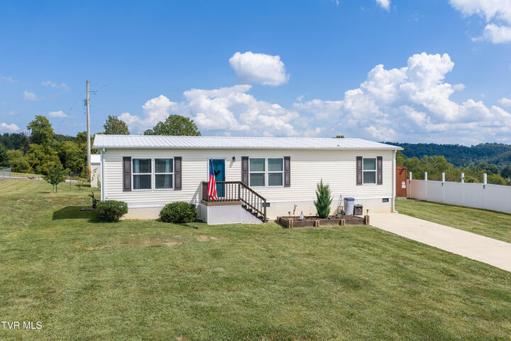 Property Photo:  152 Rolling Hills Drive  TN 37642 
