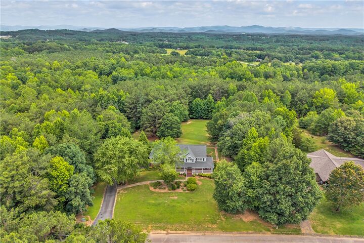 Property Photo:  204 Long View Lane  SC 29671 