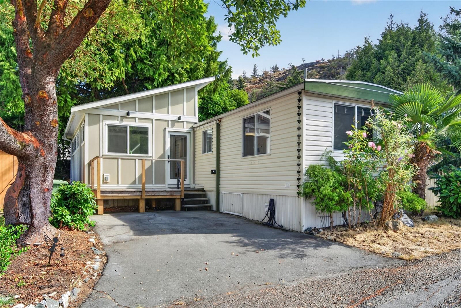 Property Photo:  2587 Selwyn Rd #48  BC V9B 4V4 