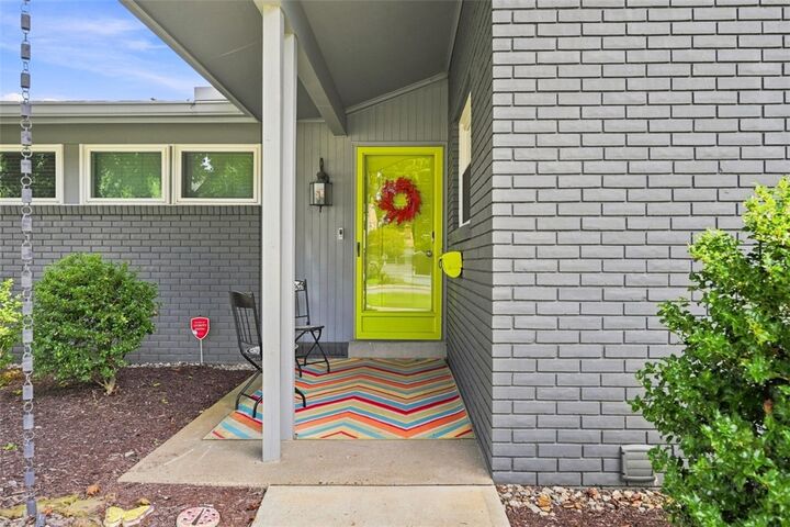 Property Photo: 323 Tadmar Ave PA 15237