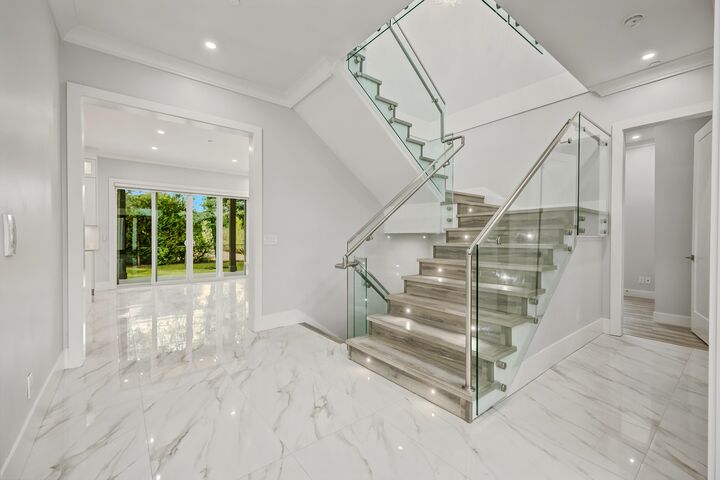 Property Photo: 15918 Roper Avenue BC V4B 2H4