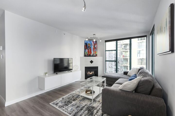 Property Photo:  939 Homer Street 1502  BC V6B 2W6 