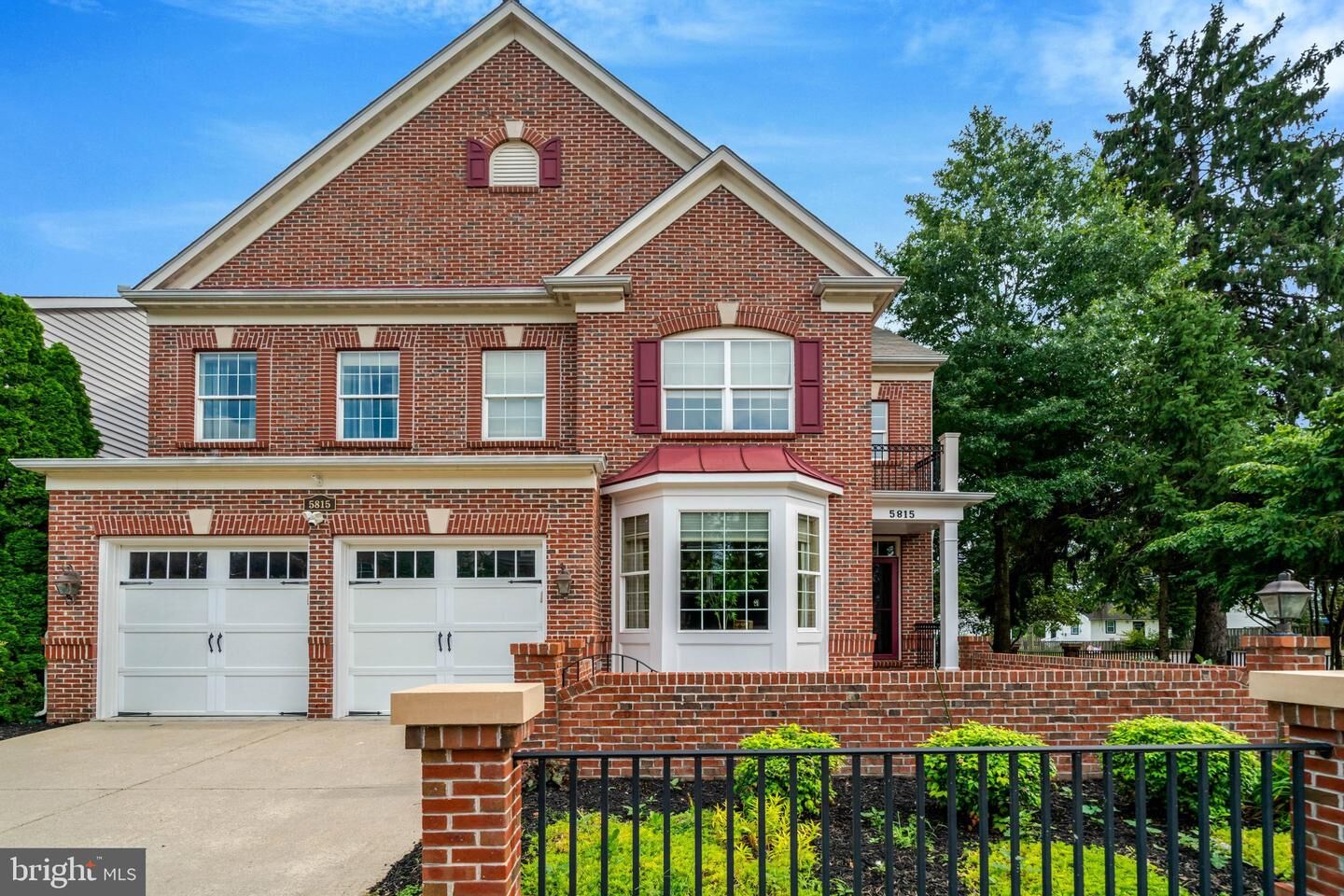 Property Photo: 5815 Falls Gate Court VA 22041