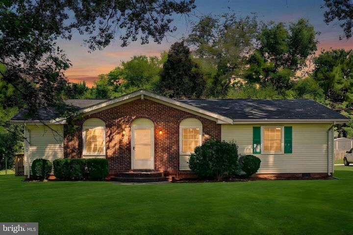Property Photo:  11269 Cedar Avenue  VA 22701 