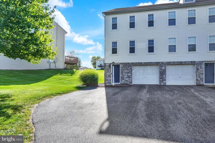Property Photo:  2730 Woodmont Drive  PA 17404 