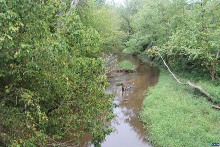 Property Photo:  845 Raccoon Ridge  VA 24590 