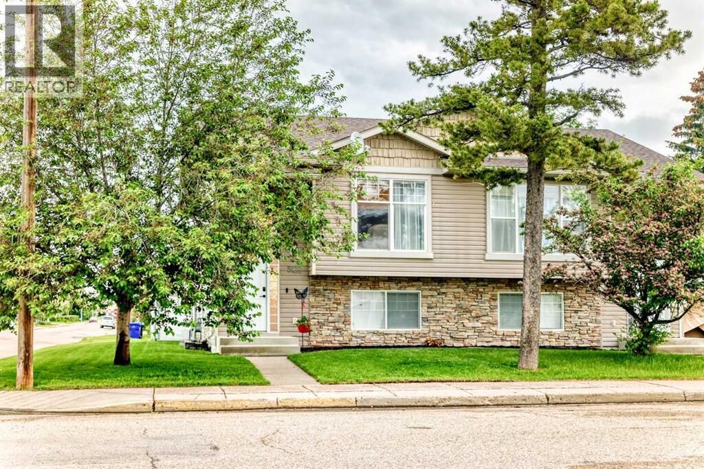 Property Photo: 5138 51 Street AB T4H 1H1
