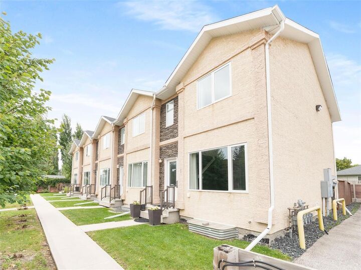 Property Photo:  40 Quail Ridge Road  MB R2Y 2K2 